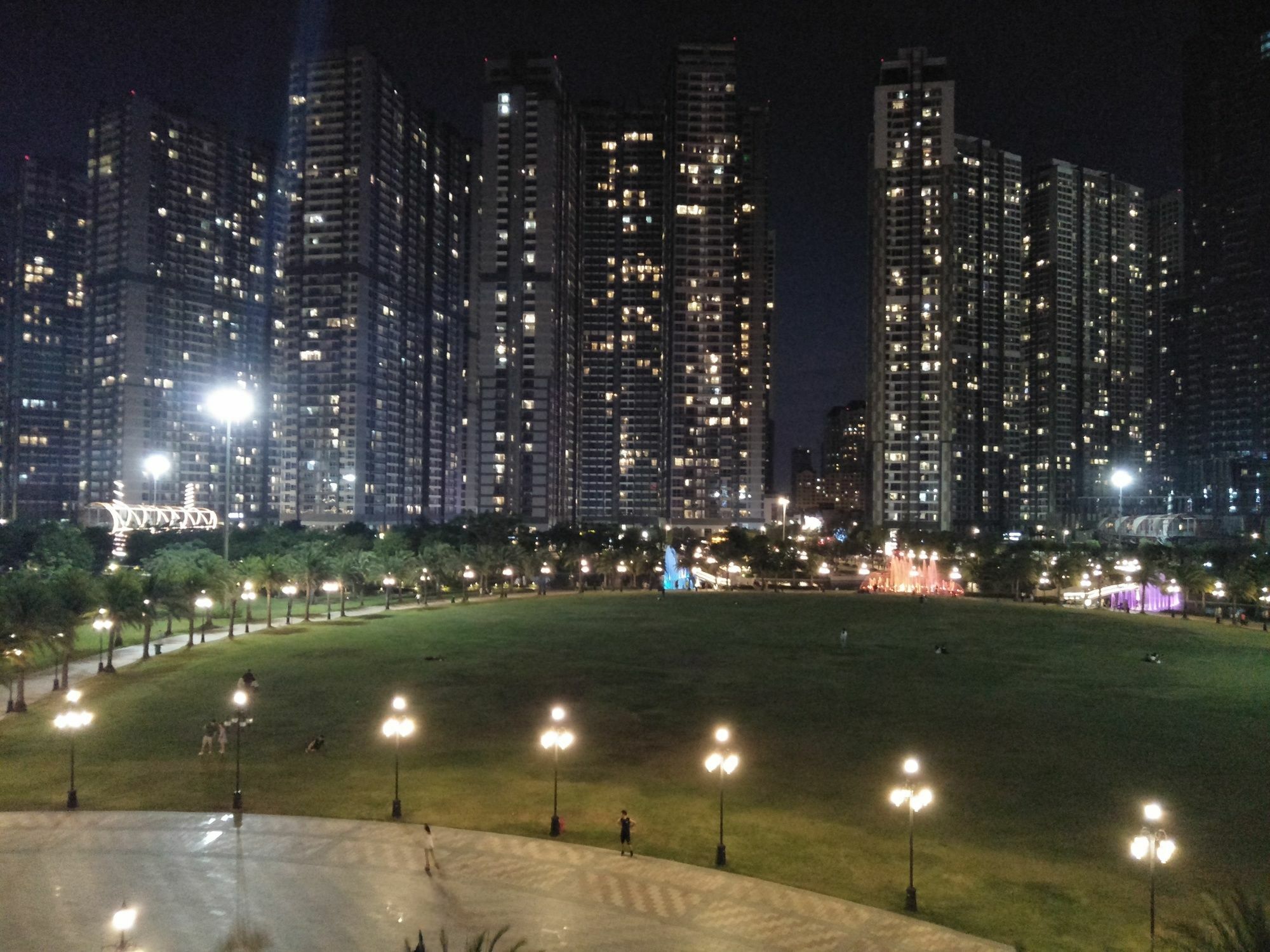 The Vie Vinhomes Ho-Chi-Minh-Stadt Exterior foto